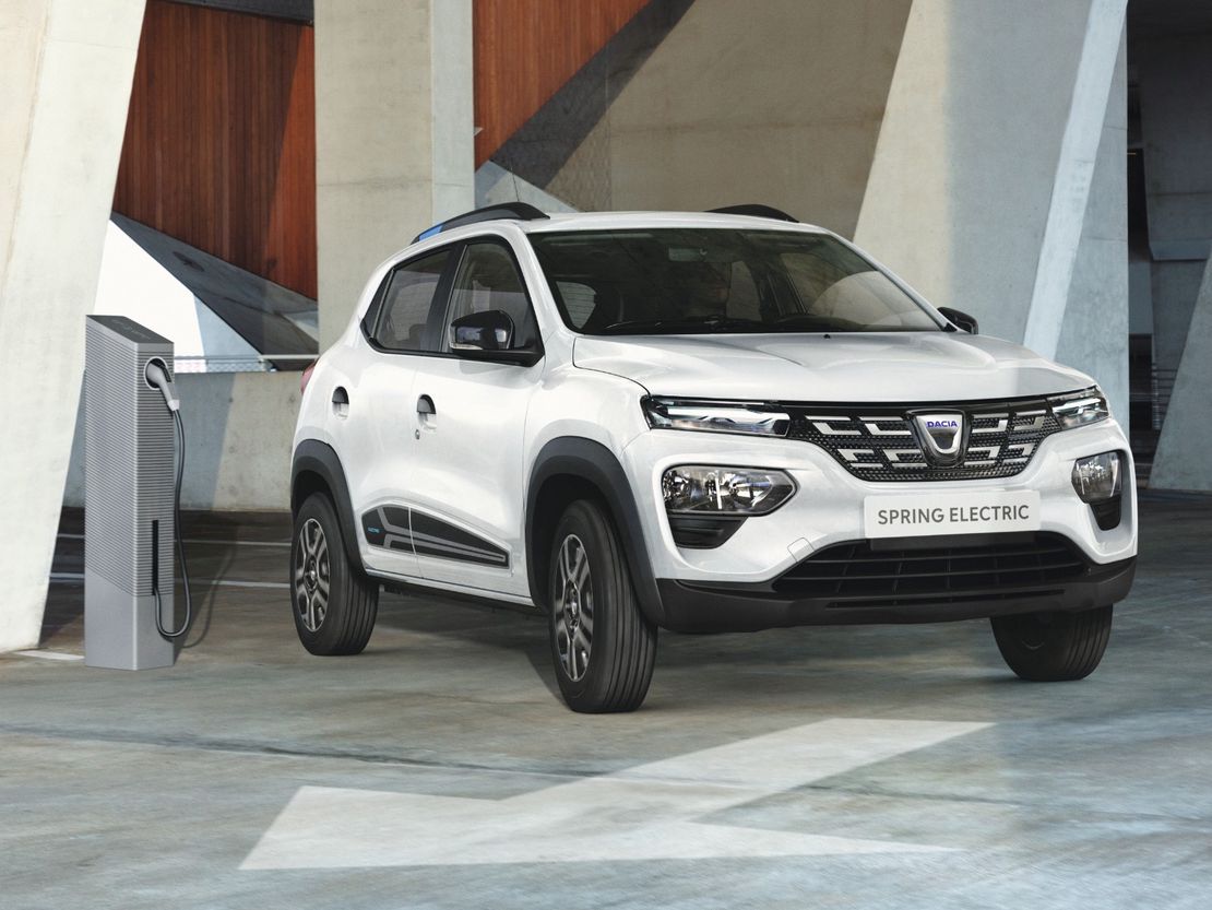 Hallo Dacia Spring Expression 65